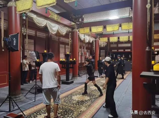 探秘西安“短劇之都” 造夢工廠影視基地的璀璨星光